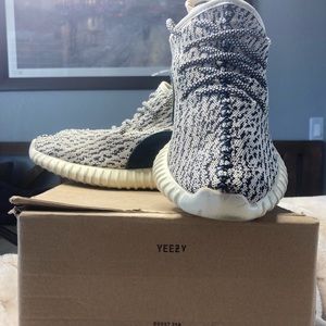 Adidas Yeezy Boost 350 Turtle Dove, size 8.5 men’s. Fits a size 9.5/10 for women